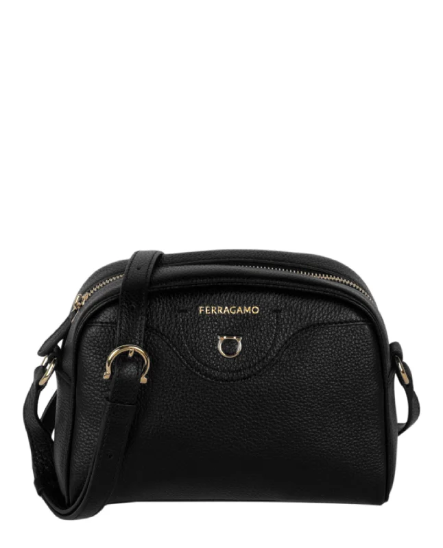 Women's crossbody bags urban -Travel Camera Crossbody Bag