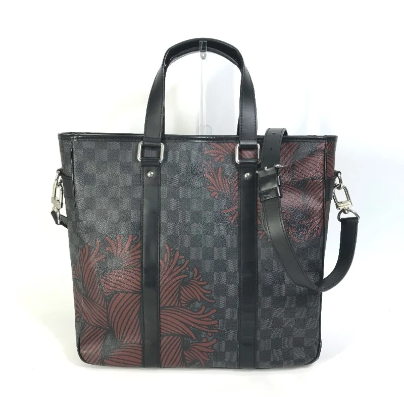 Women's tote bag chic essential -Louis Vuitton  Other Tote Bag (Pre-Owned)