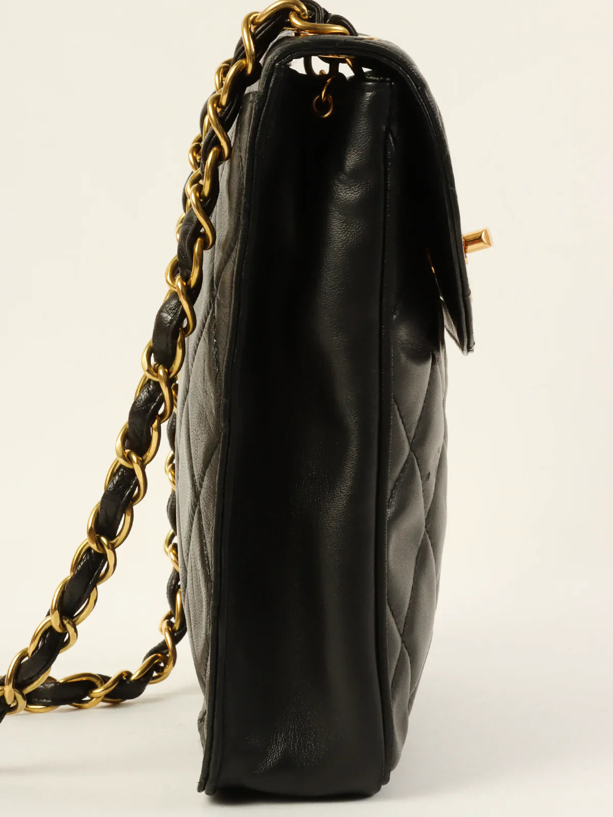 Women's shoulder bag vivid artwork -CHANEL Around 1995 Made Cc Mark Turn-Lock Shoulder Bag Black