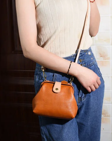 Women's shoulder bag performance outfit -Vintage Womens Brown Leather Mini Doctor Shoulder Purses Brown Doctor Crossbody Purses for Women