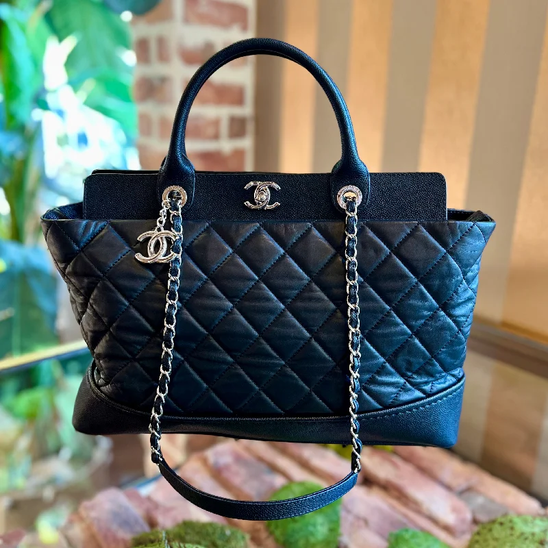 Women's tote bag trendy deal -CHANEL Be CC Large Black Quilted Caviar Leather Tote ADI1133