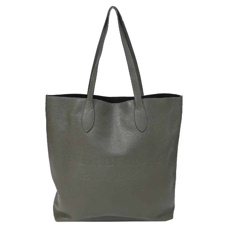 Women's tote bag fast-access collection -Burberry Large Remington Shopper Tote in Green Leather