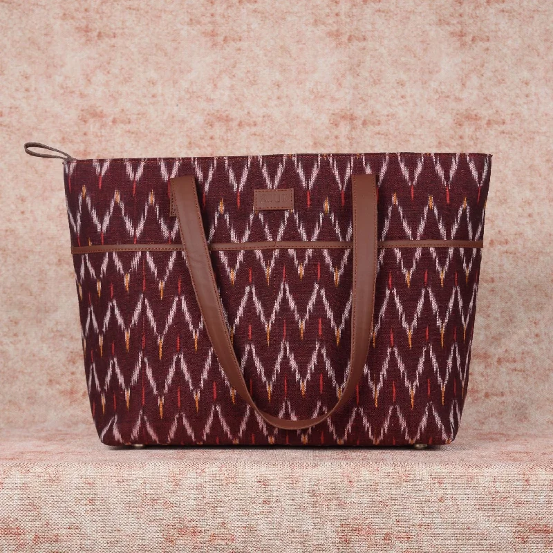 Women's tote bag standout pattern -Ikat Brown Multi Wave Tote Bag