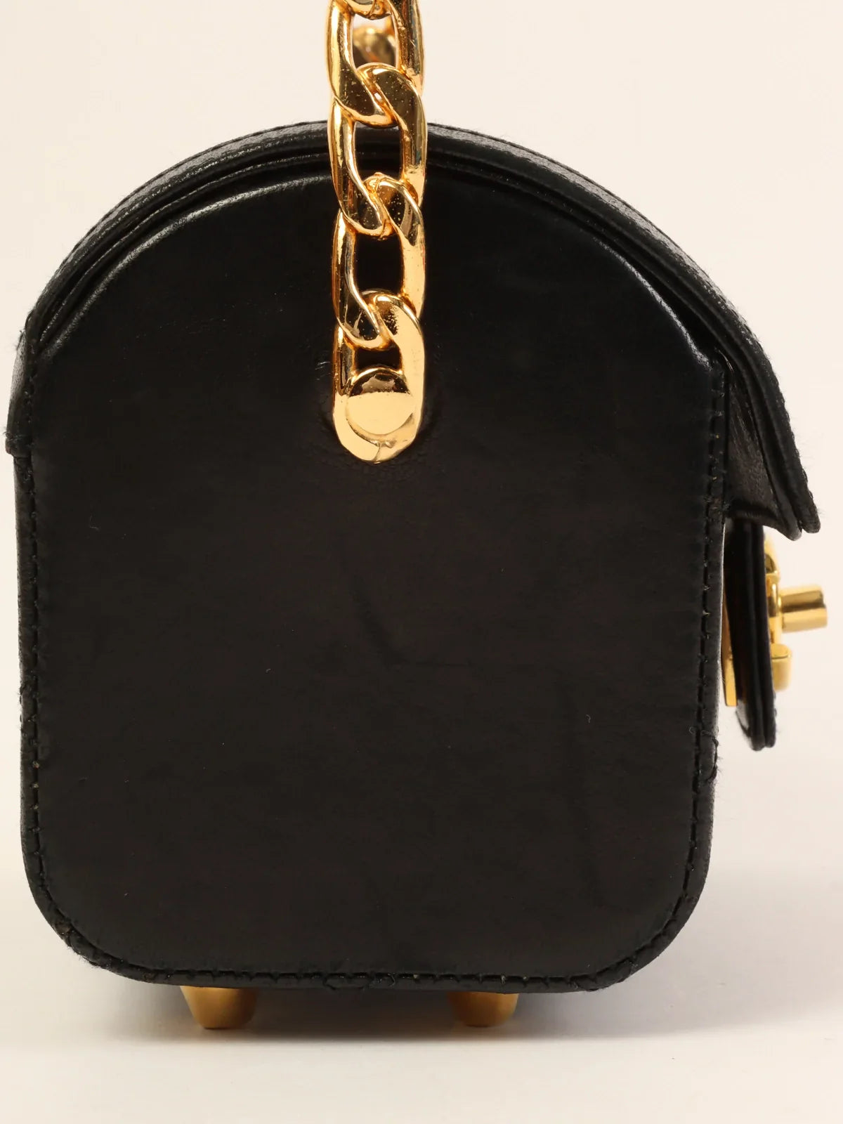 Women's chain bag light apparel -CHANEL Around 1985~1990 Made Turn-Lock Chain Handle Mini Bag Black