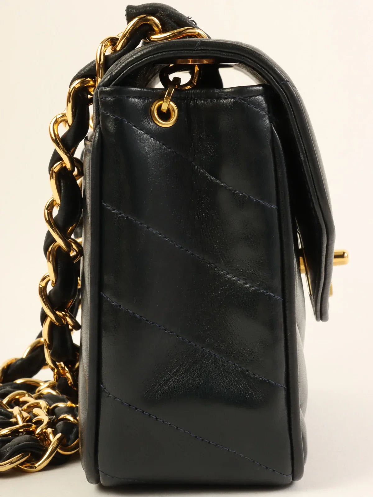 Women's chain bag personal bundle -CHANEL Around 1995 Made V Stitch Turn-Lock Chain Bag Black